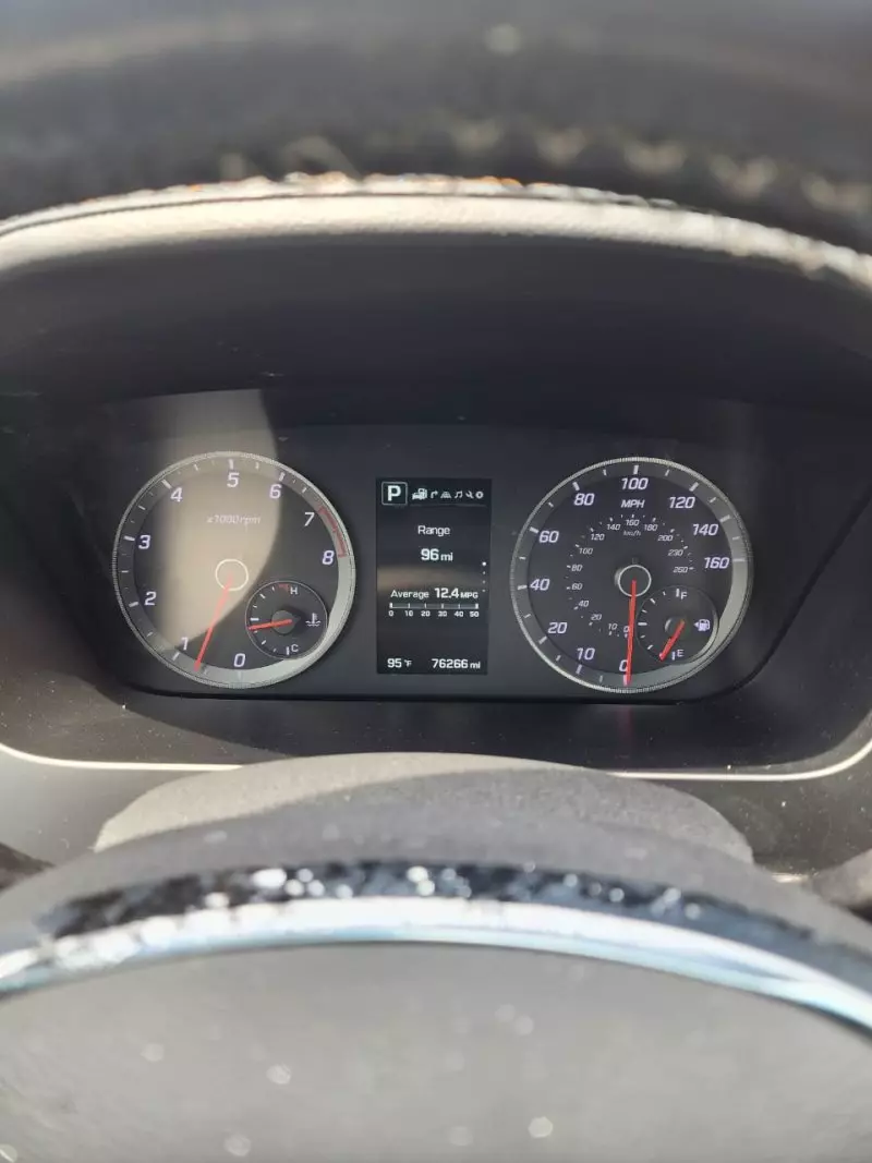 Hyundai Sonata   - 2015