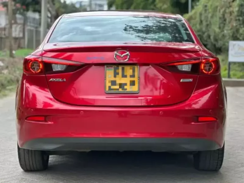 Mazda Axela    - 2017
