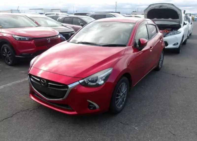Mazda Demio   - 2018