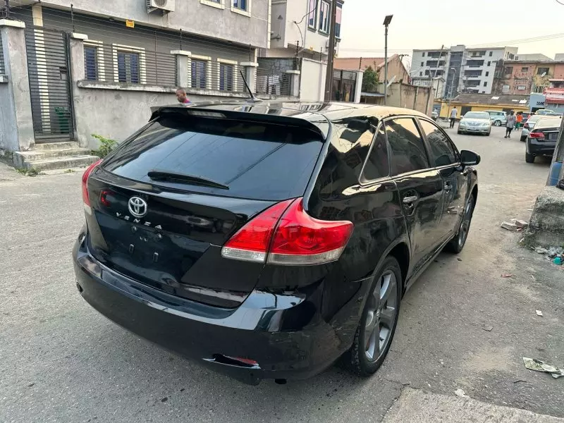 Toyota Venza   - 2009