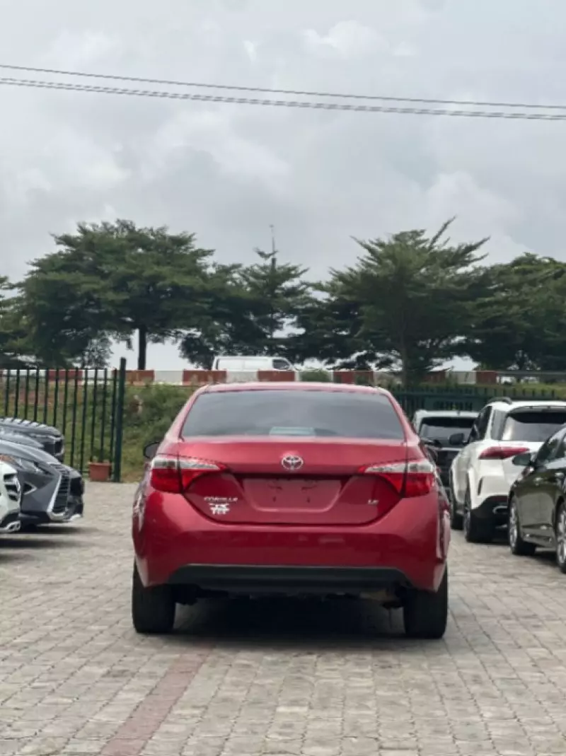 Toyota Corolla   - 2015