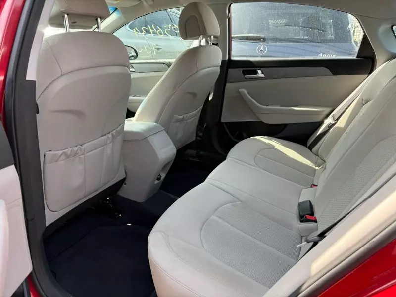 Hyundai Sonata   - 2015