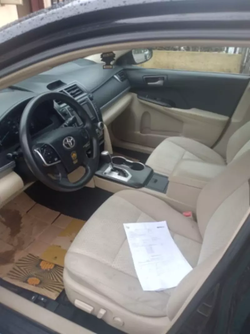 Toyota Camry   - 2013