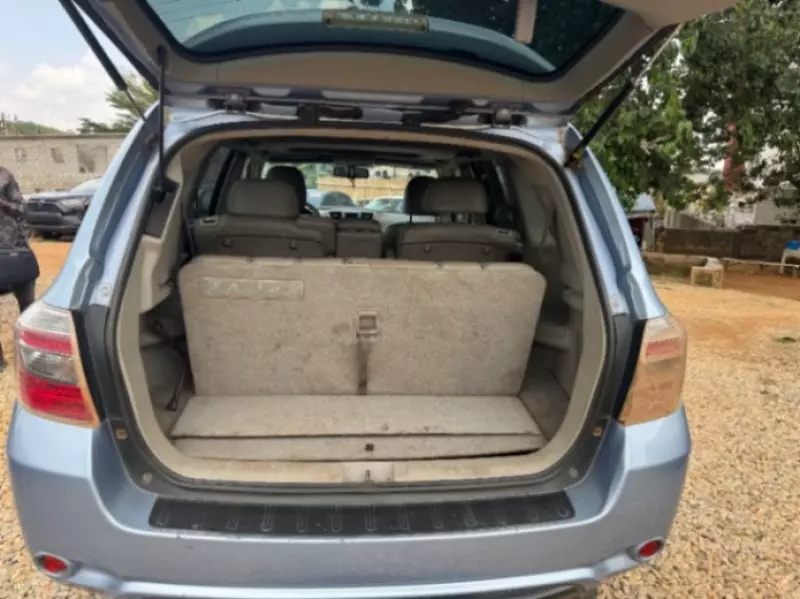 Toyota Highlander   - 2009