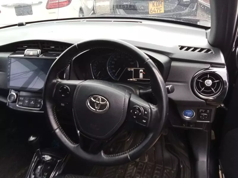 Toyota Fielder hybrid    - 2015