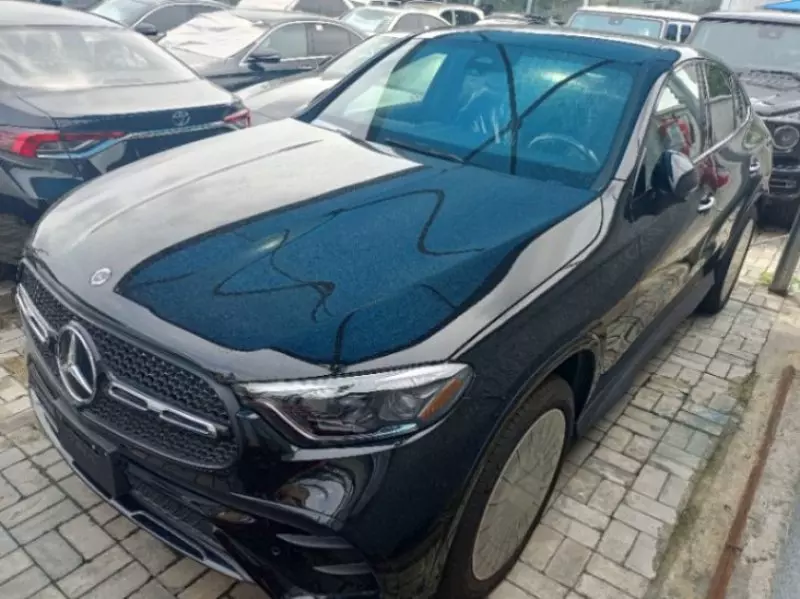 Mercedes-Benz GLC 300   - 2025