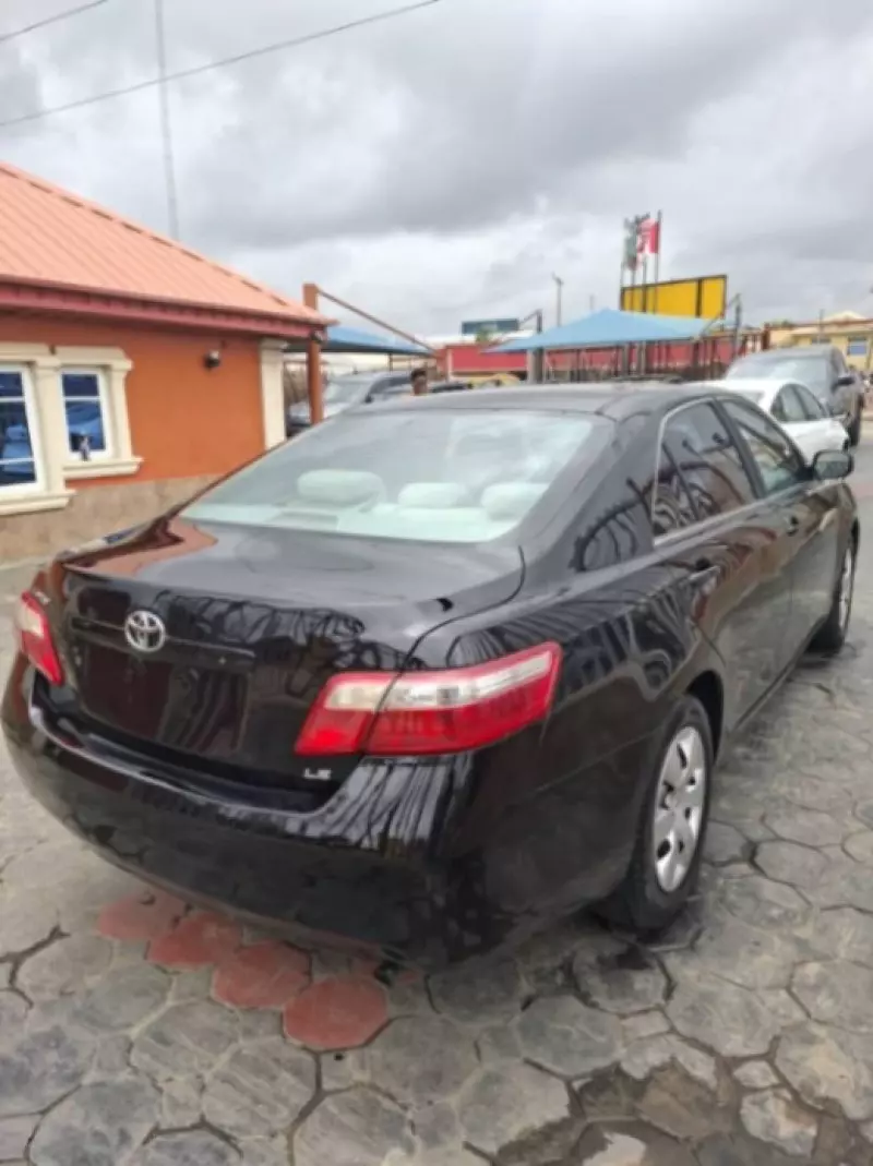 Toyota Camry   - 2008