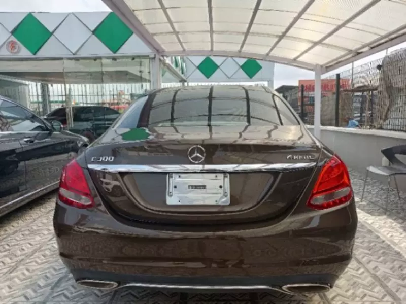 Mercedes-Benz C 300   - 2015