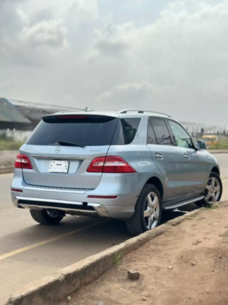 Mercedes-Benz ML 350