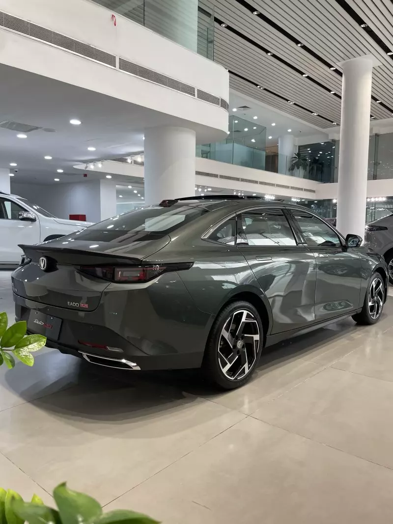 CHANGAN Eado plus   - 2025