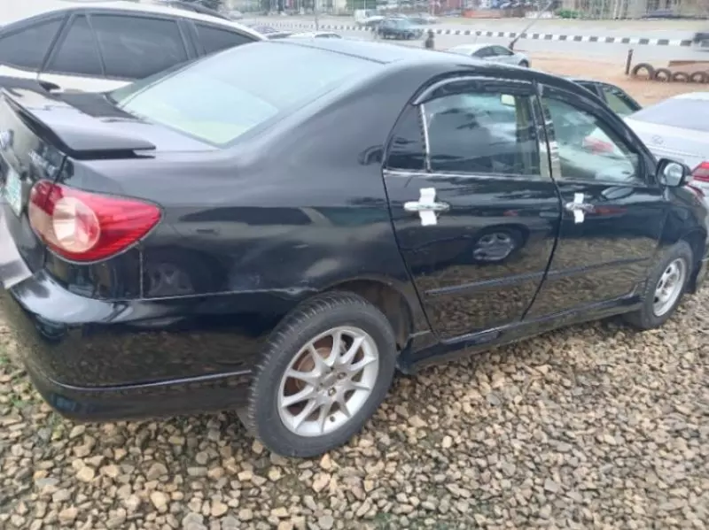 Toyota Corolla   - 2006