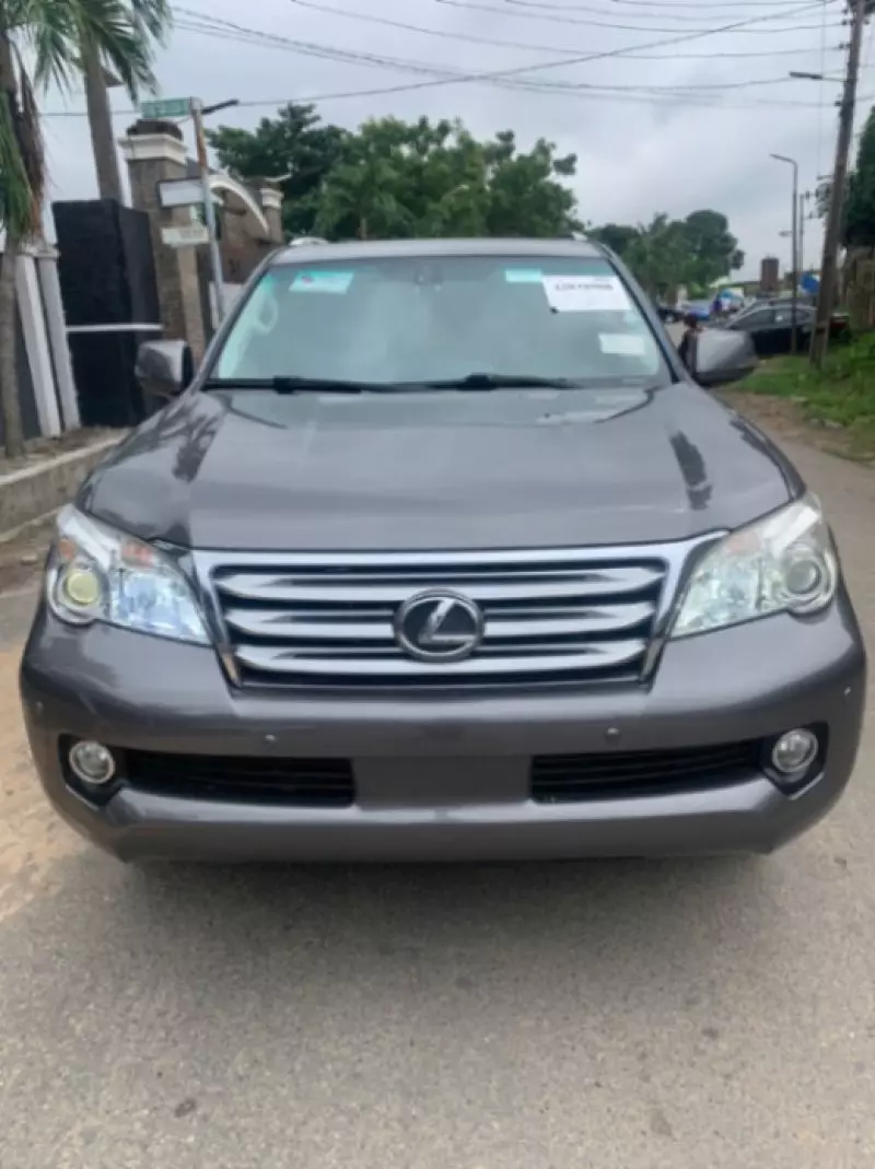 Lexus GX 460   - 2011