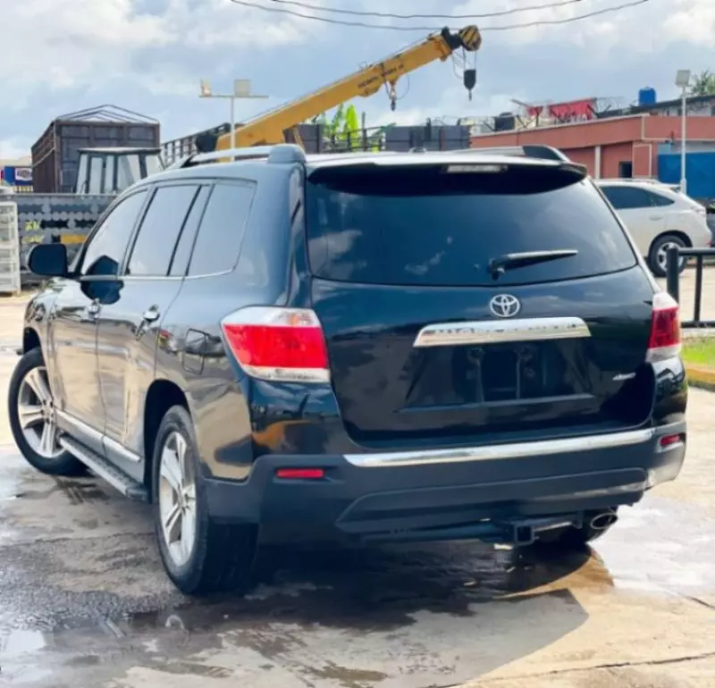 Toyota Highlander - 2013