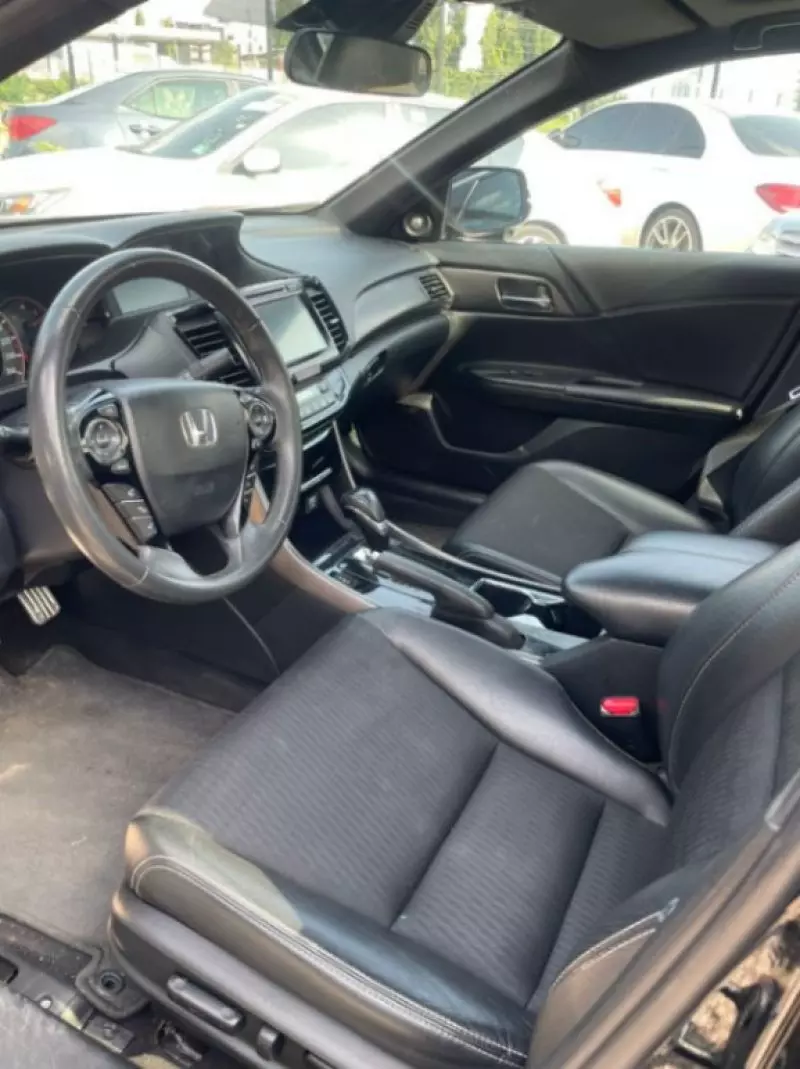 Honda Accord   - 2016