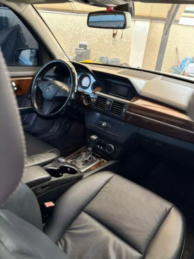Mercedes-Benz GLK 350   - 2010