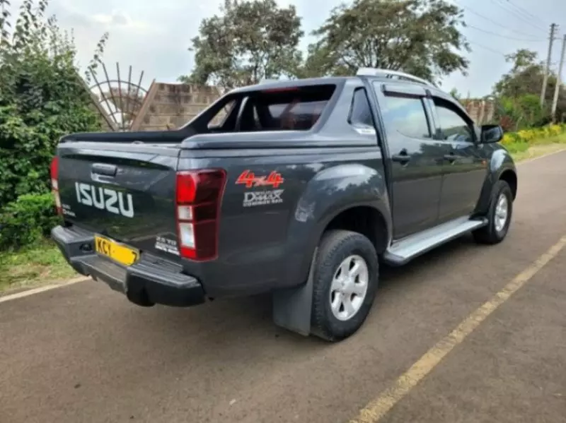 Isuzu D-Max   - 2020