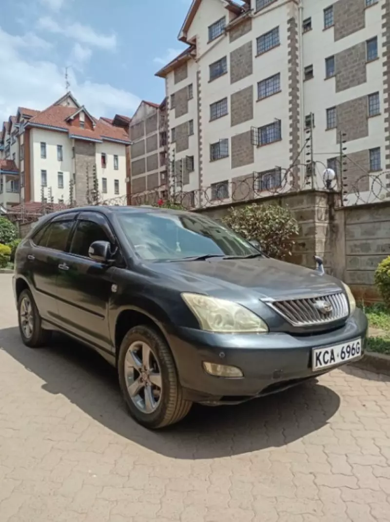 Toyota Harrier   - 2008