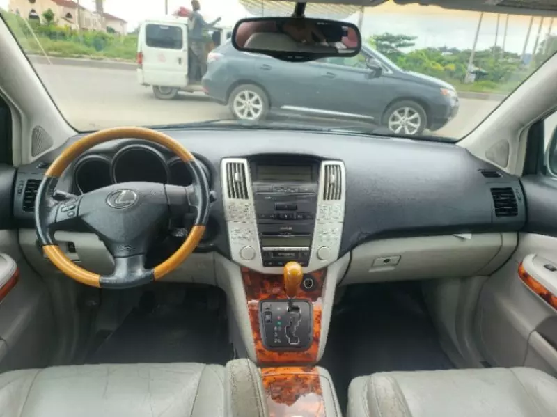 Lexus RX 330   - 2005