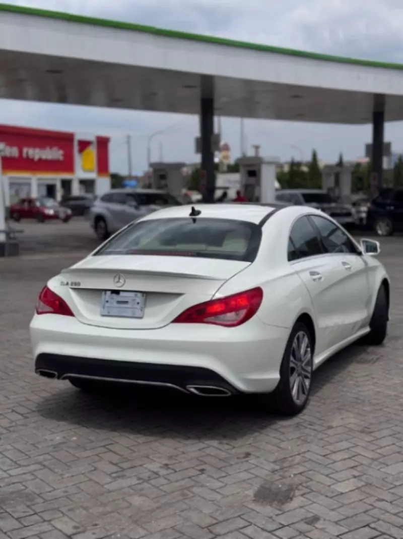 Mercedes-Benz CLA 250   - 2018