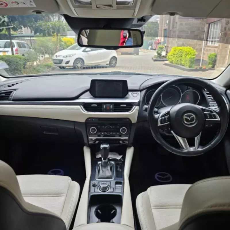 Mazda Atenza    - 2016