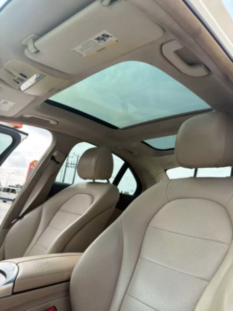 Mercedes-Benz C 300   - 2015
