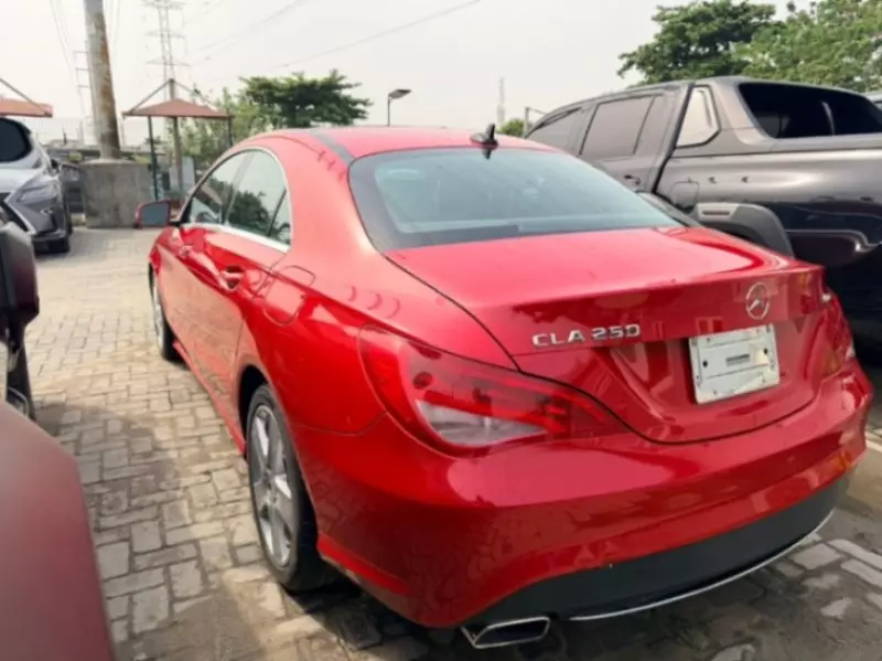 Mercedes-Benz CLA 250