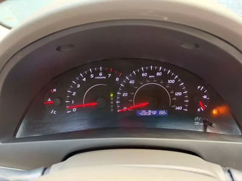 Toyota Camry   - 2011