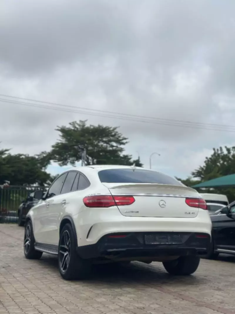 Mercedes-Benz GLE 43 AMG   - 2017