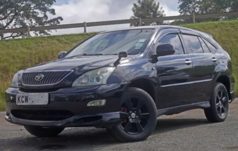 Toyota Harrier   - 2012