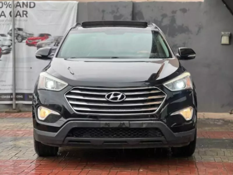 Hyundai Santa FE   - 2014
