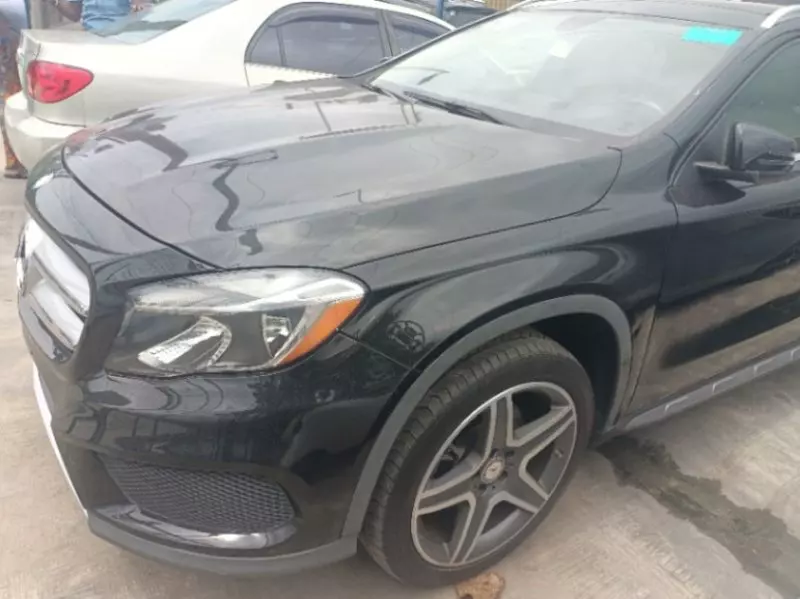 Mercedes-Benz GLA 250   - 2015