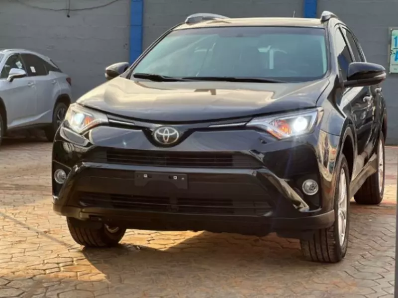 Toyota RAV 4   - 2015