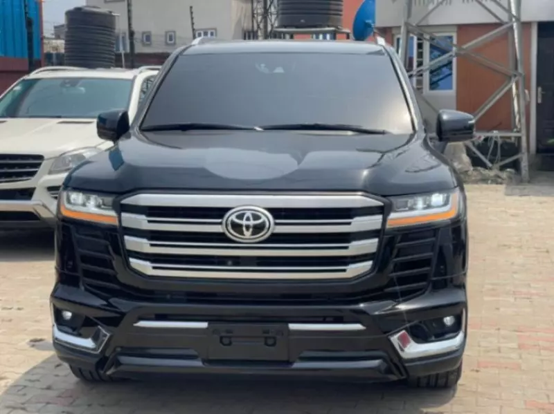Toyota Land Cruiser Prado   - 2019