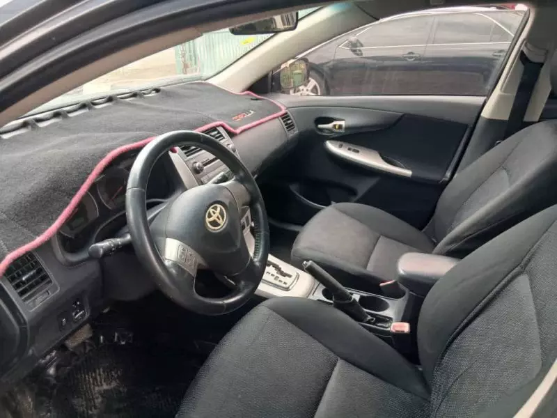 Toyota Corolla   - 2012