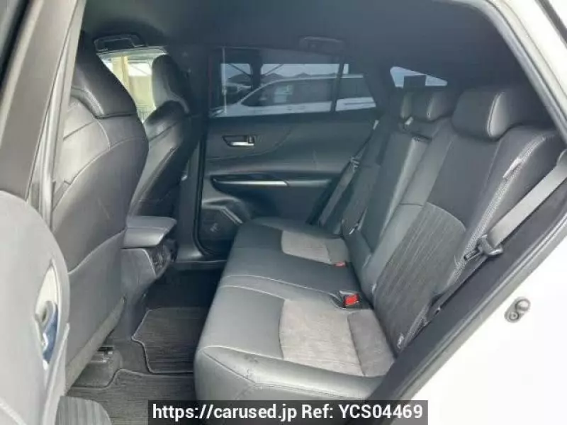 Toyota Harrier   - 2023