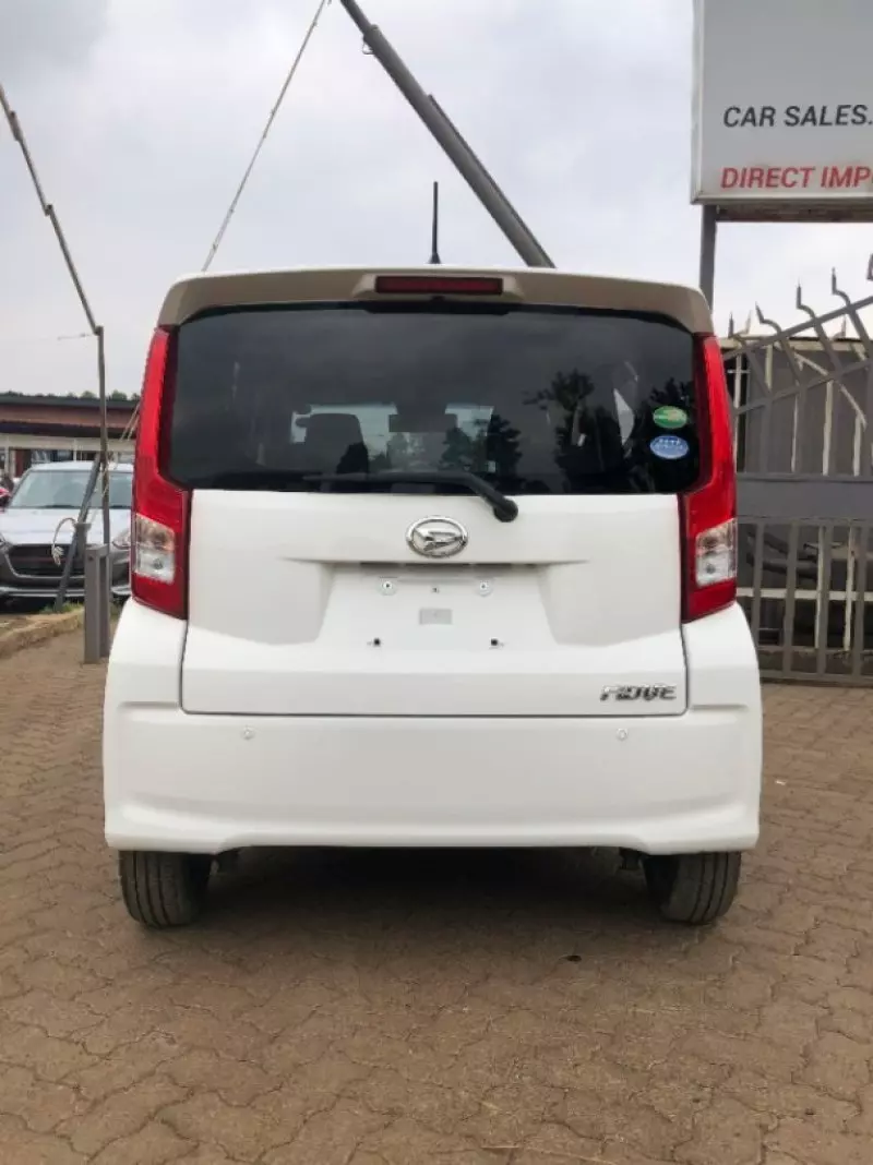 Daihatsu Move   - 2020