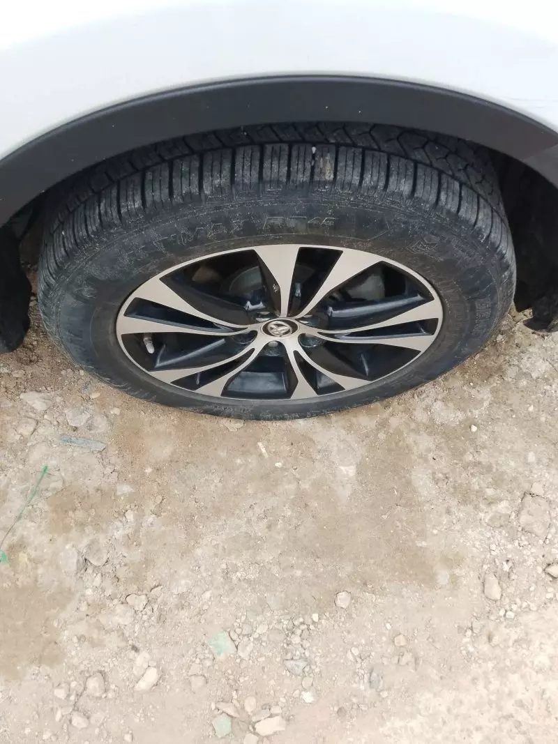 Toyota RAV 4   - 2015
