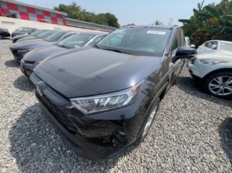 Toyota RAV4   - 2021