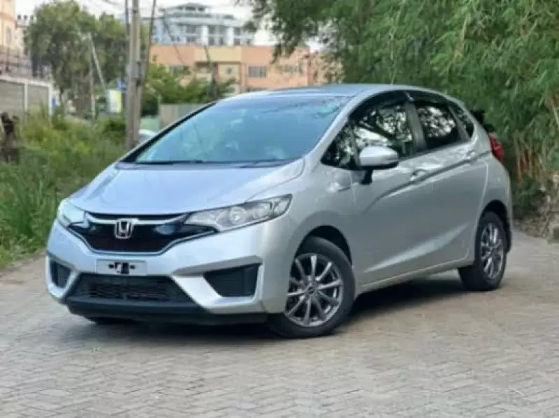 Honda Fit   - 2017