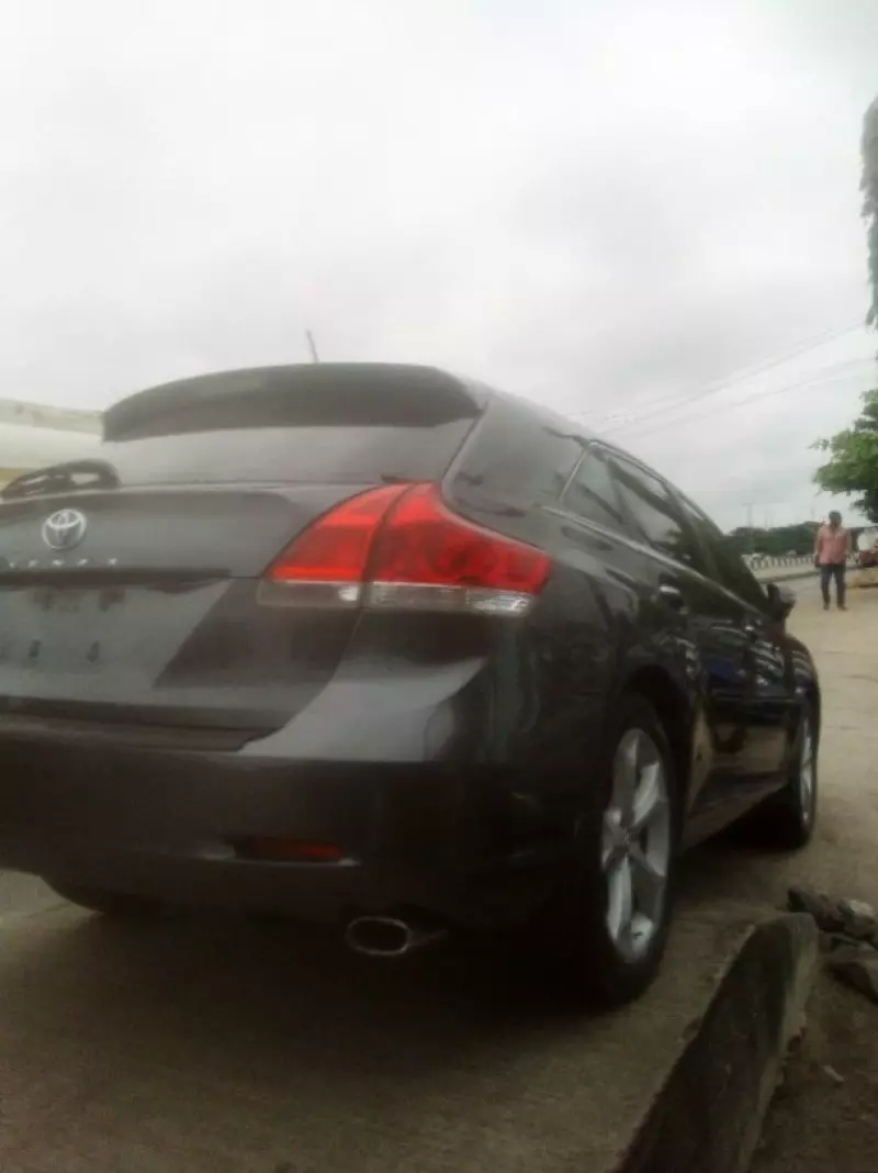 Toyota Venza   - 2014
