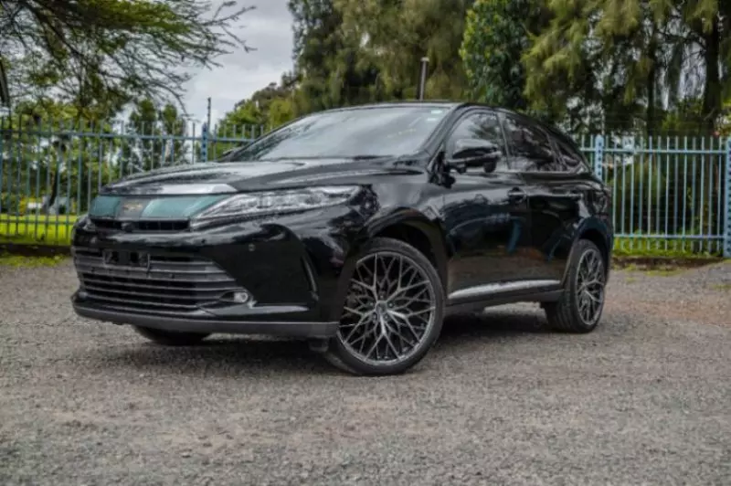 Toyota Harrier   - 2019