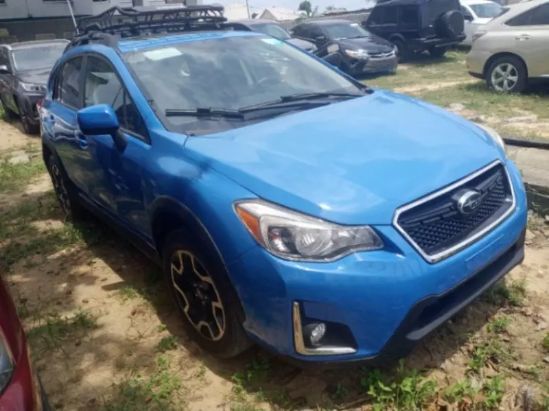 Subaru CROSSOVER   - 2017