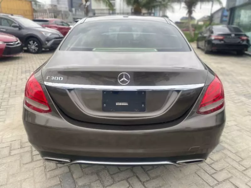 Mercedes-Benz C 300   - 2016
