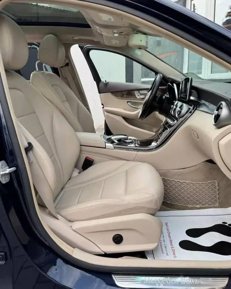 Mercedes-Benz C 300   - 2015
