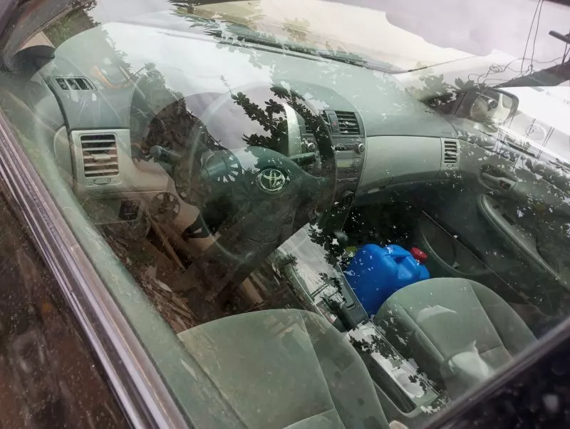 Toyota corolla   - 2009