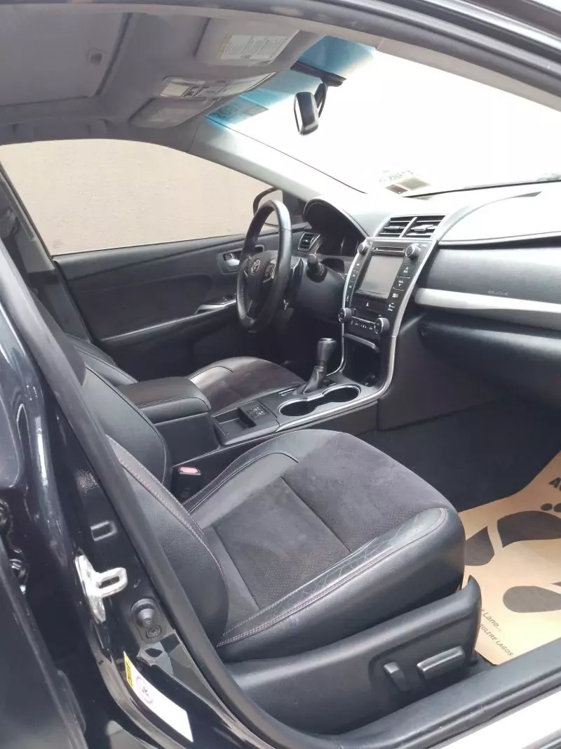 Toyota Camry   - 2015