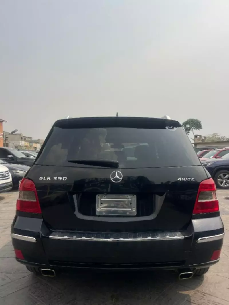 Mercedes-Benz GLK 350   - 2012