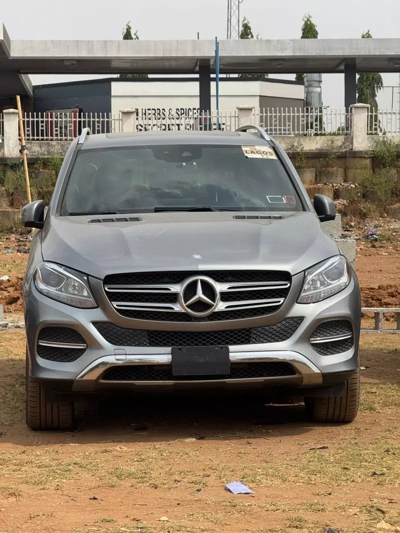 Mercedes-Benz GLE 350   - 2016
