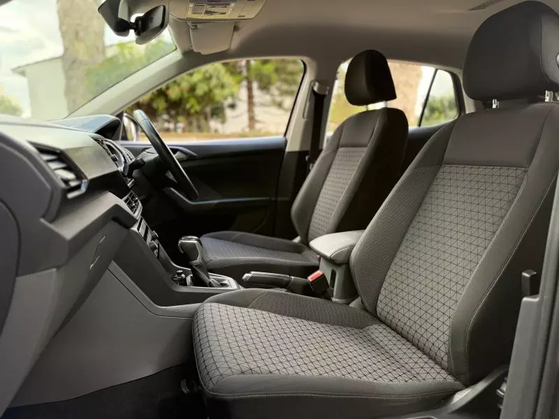 Volkswagen T-Cross   - 2020