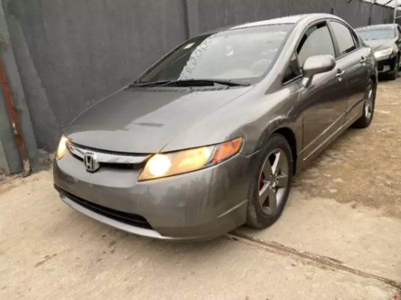 Honda Civic   - 2006